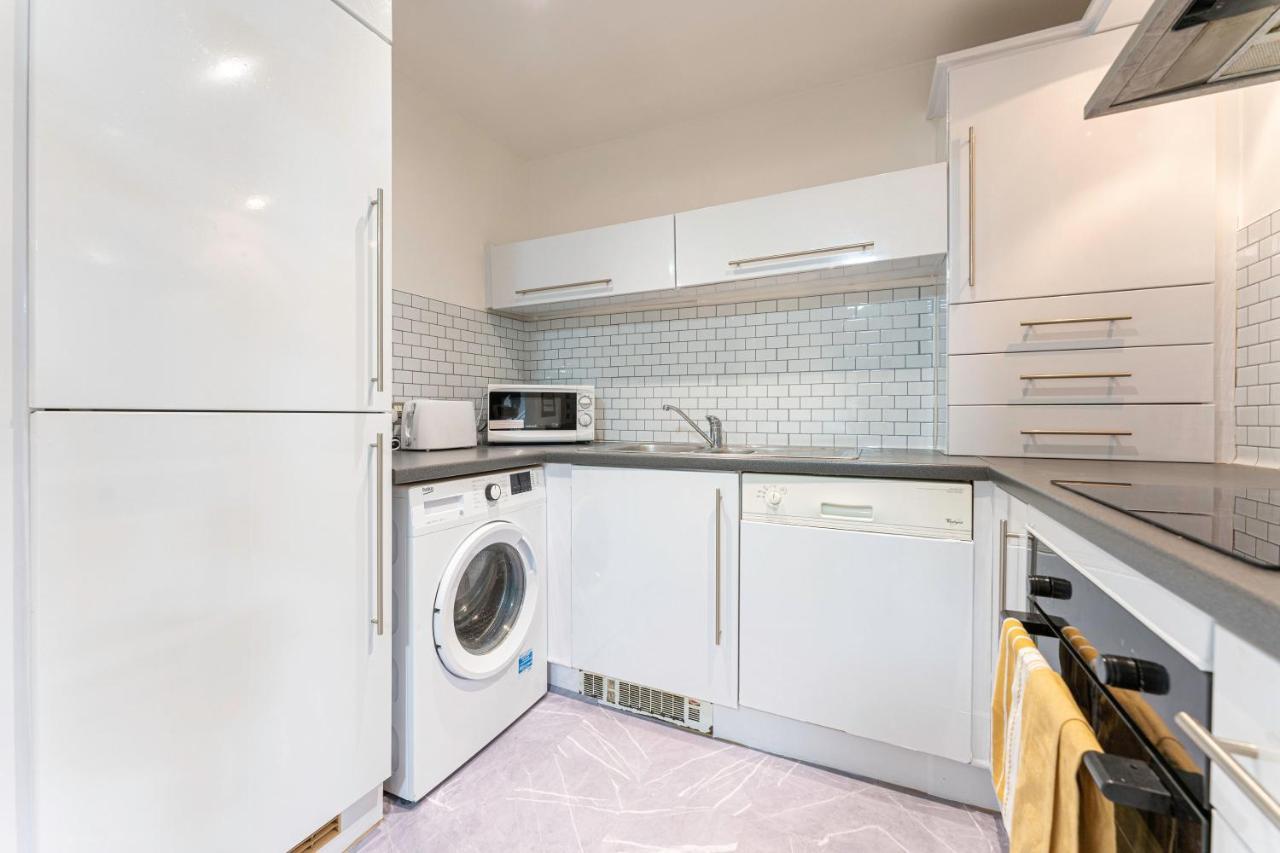 Riley House Spacious City Apartment Coventry Dış mekan fotoğraf