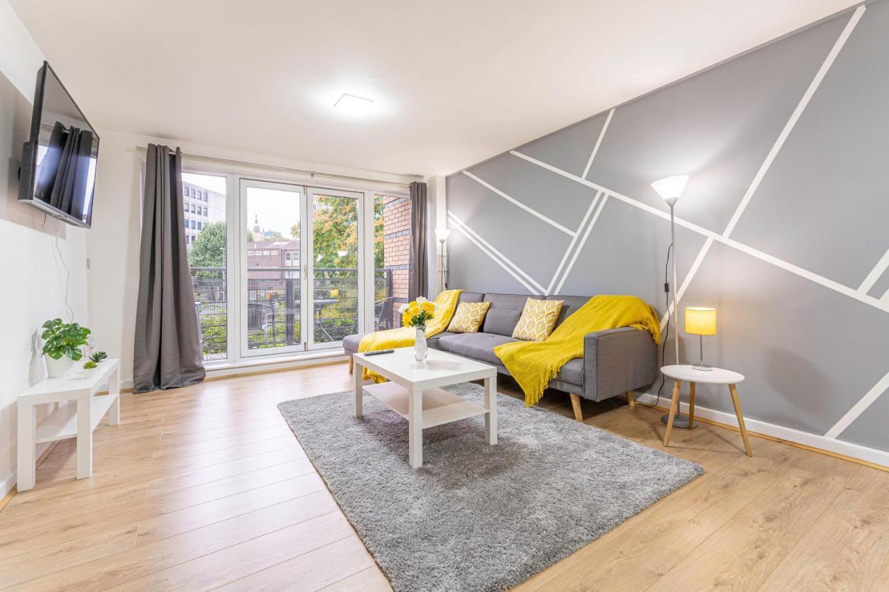 Riley House Spacious City Apartment Coventry Dış mekan fotoğraf