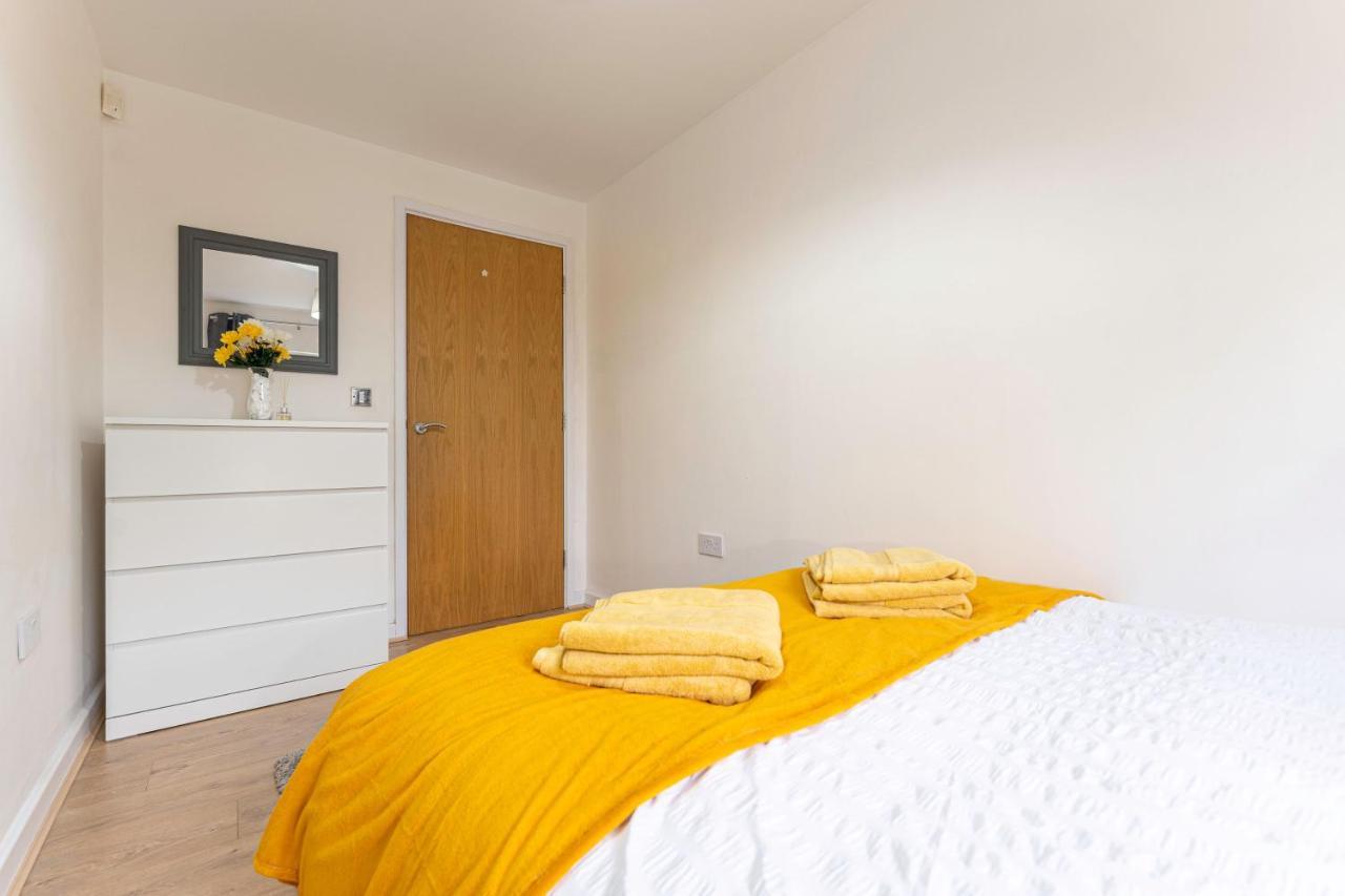 Riley House Spacious City Apartment Coventry Dış mekan fotoğraf