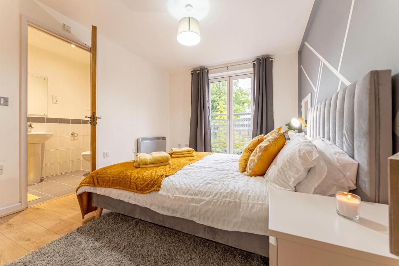 Riley House Spacious City Apartment Coventry Dış mekan fotoğraf