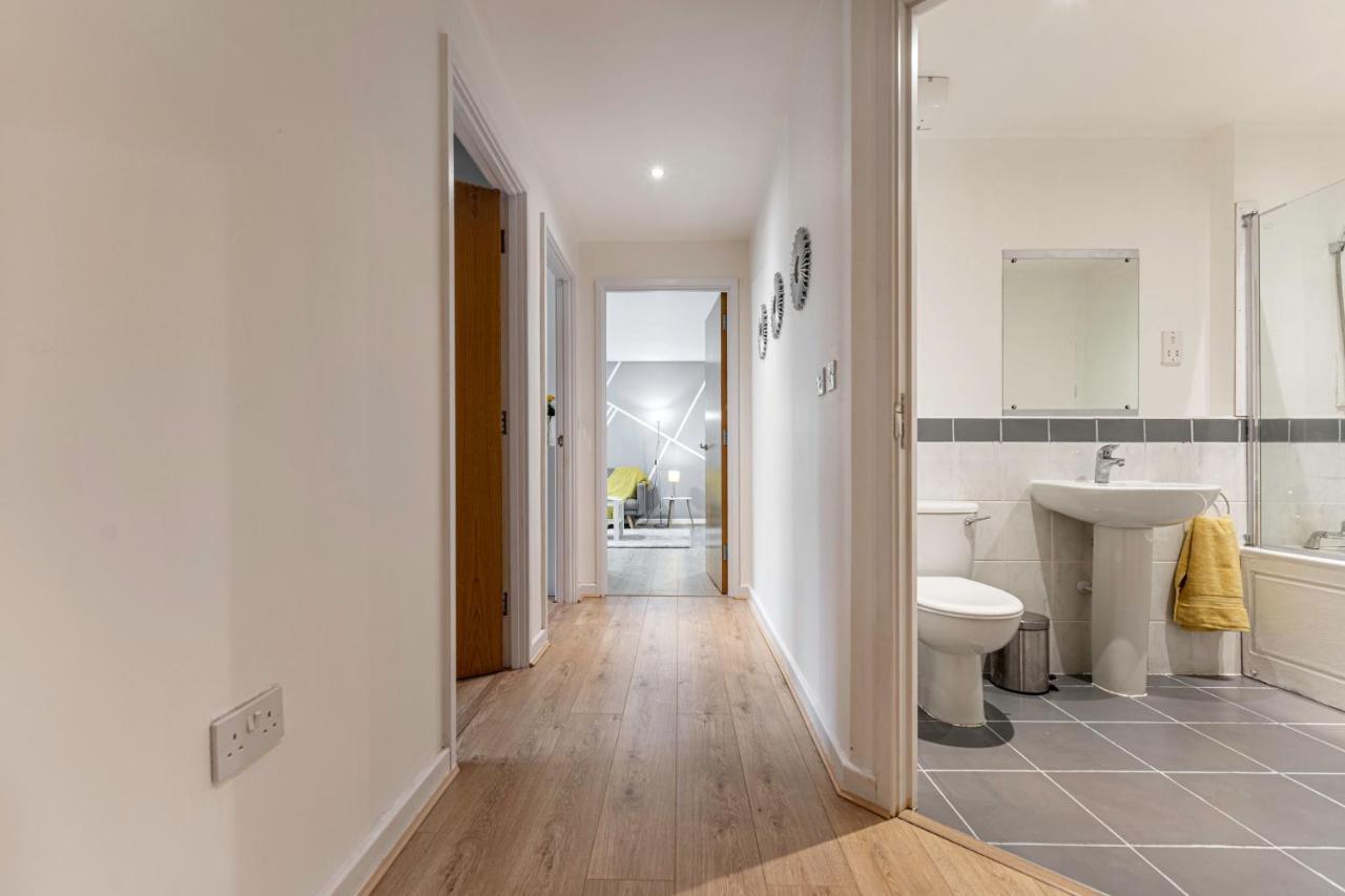 Riley House Spacious City Apartment Coventry Dış mekan fotoğraf