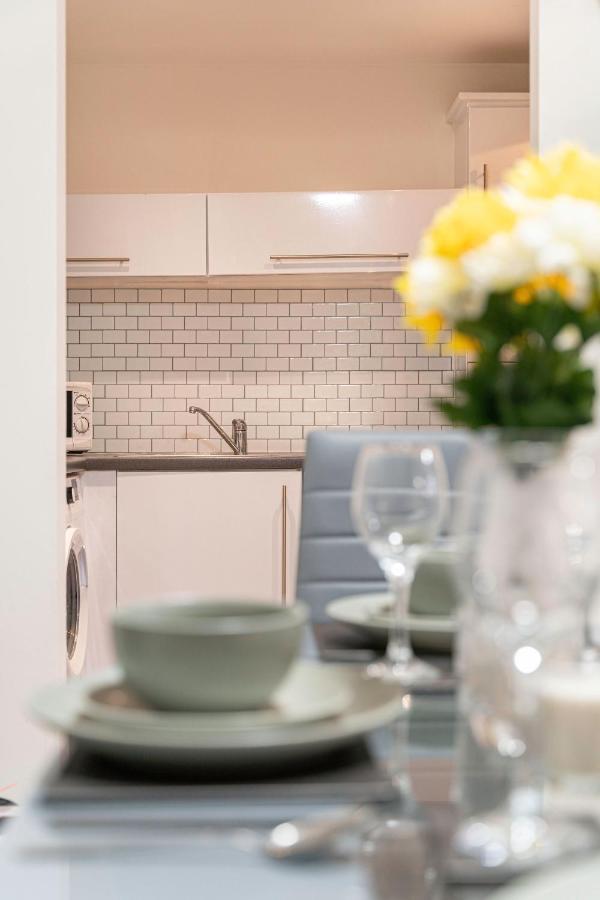 Riley House Spacious City Apartment Coventry Dış mekan fotoğraf