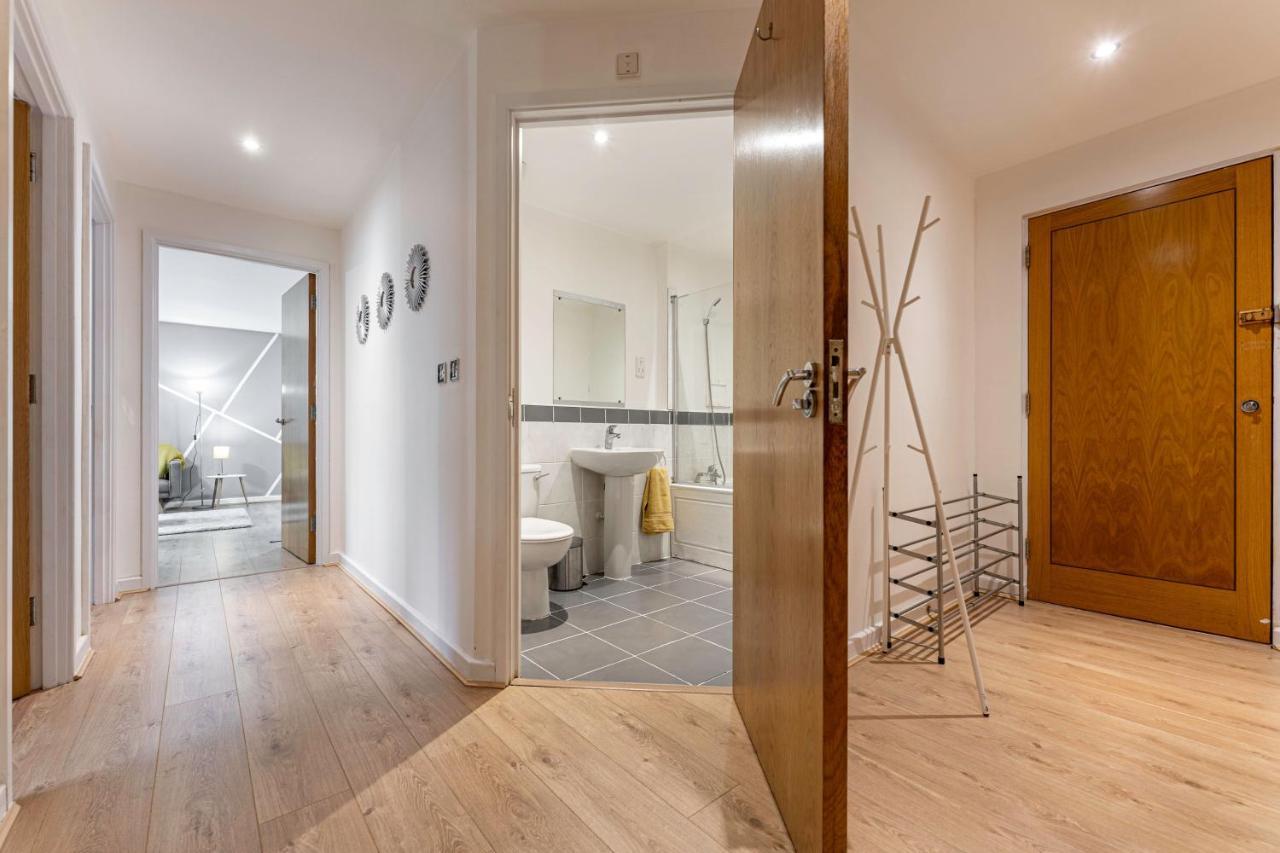 Riley House Spacious City Apartment Coventry Dış mekan fotoğraf
