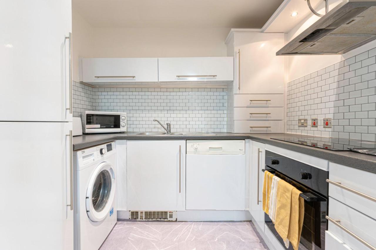 Riley House Spacious City Apartment Coventry Dış mekan fotoğraf